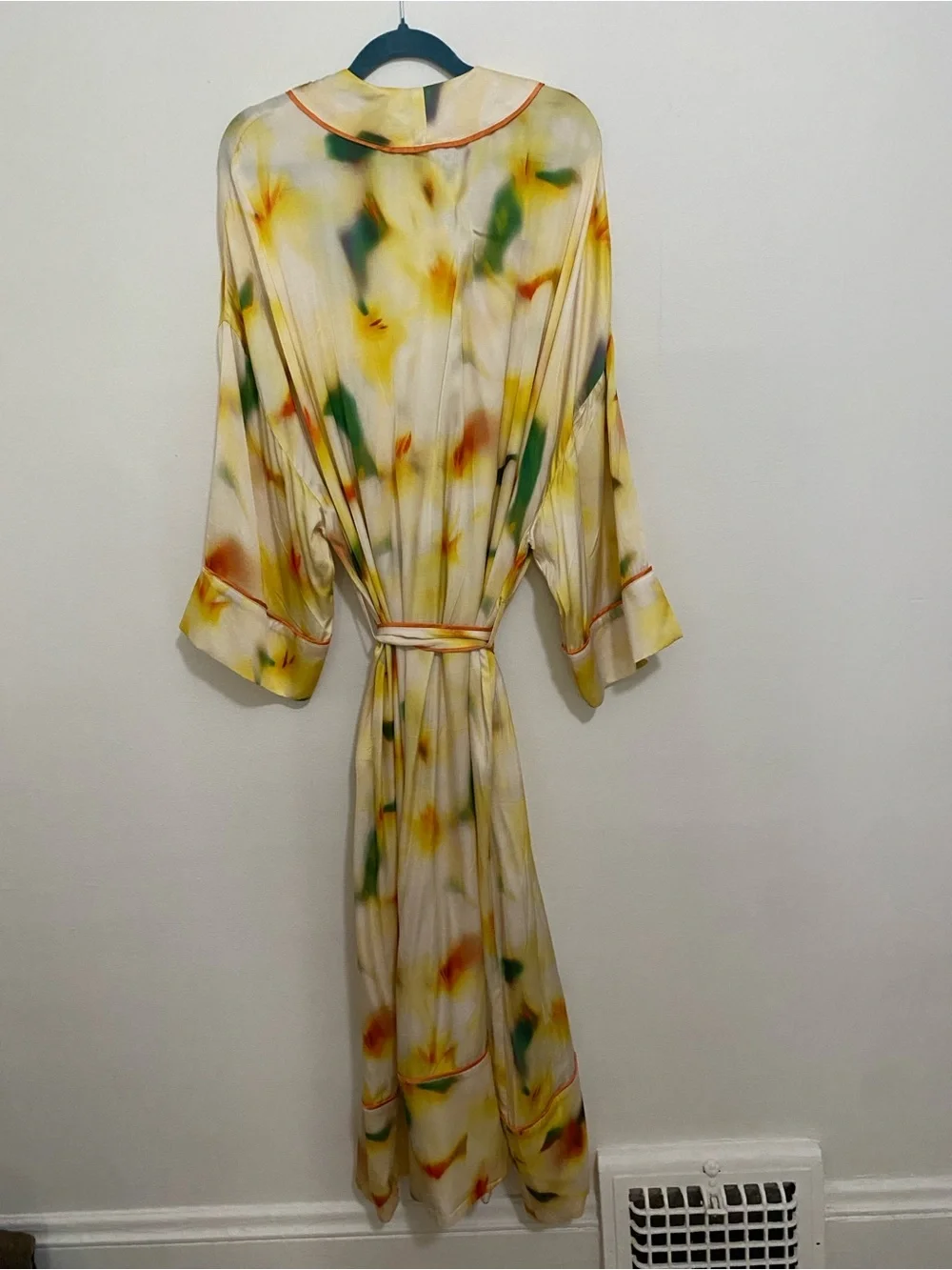 Anthropologie Cream Floral Tie-Waist Robe with Yellow & Green lyrebird